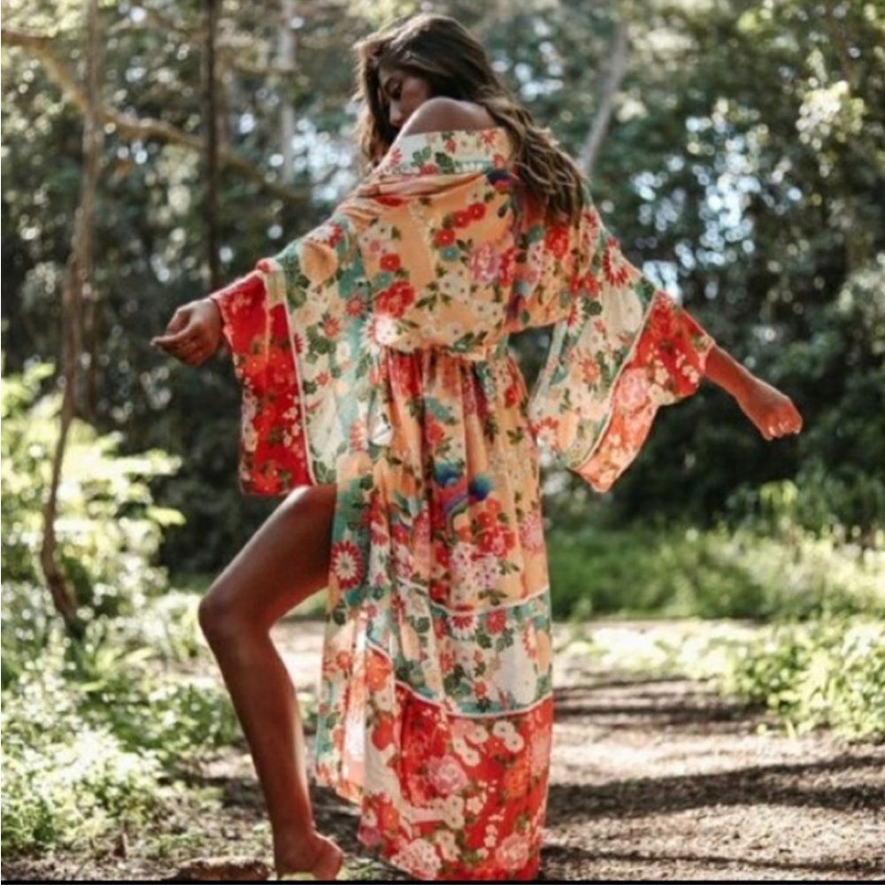 Spell Floral Kimono Robe - Red and Cream